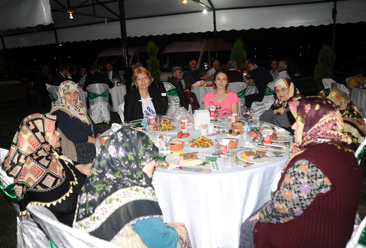 sehit_ve_gazi_ailelerine_iftar (10)