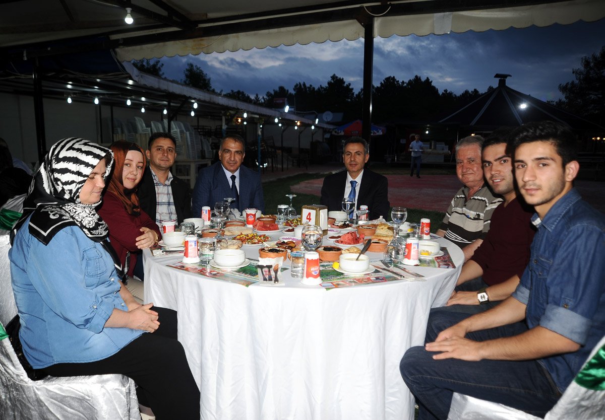 sehit_ve_gazi_ailelerine_iftar (9)