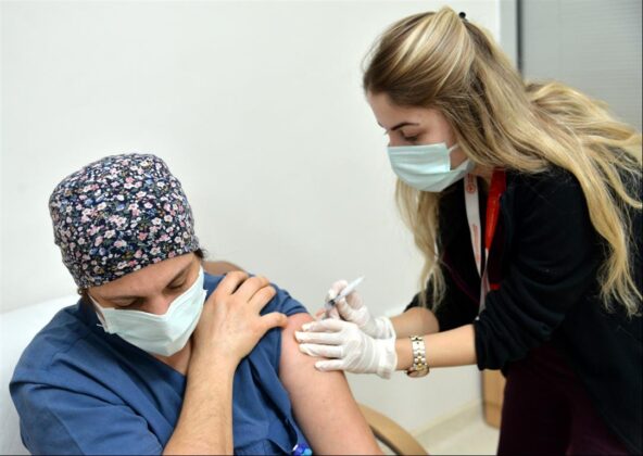 Bilecikte CoronoVac aşısı uygulamaya başladı (9)