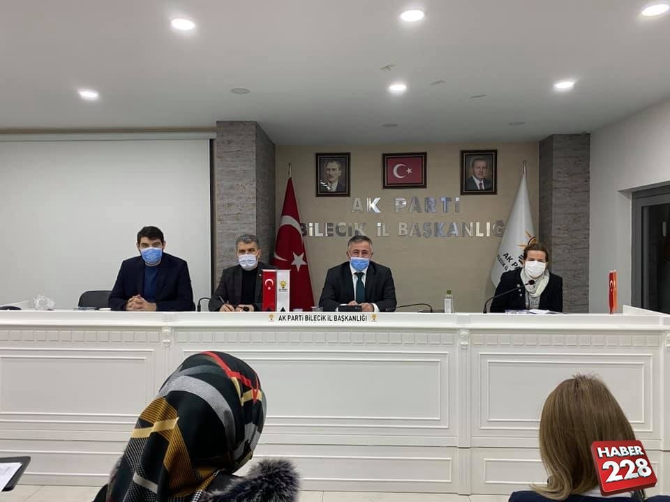 ak-parti-il-yonetim-kurulu-toplantisi-yapildi-2.jpg.jpg