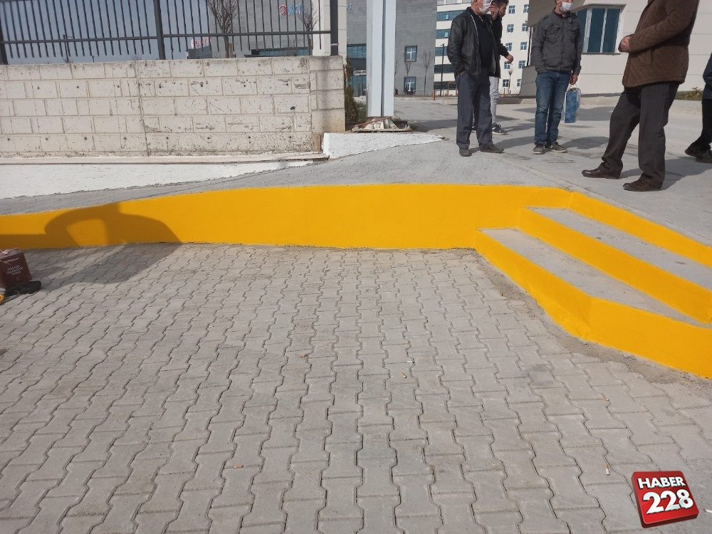 yeni-hastane-onunde-ustyapi-calismalari-tamamlandi-2.jpg.jpg