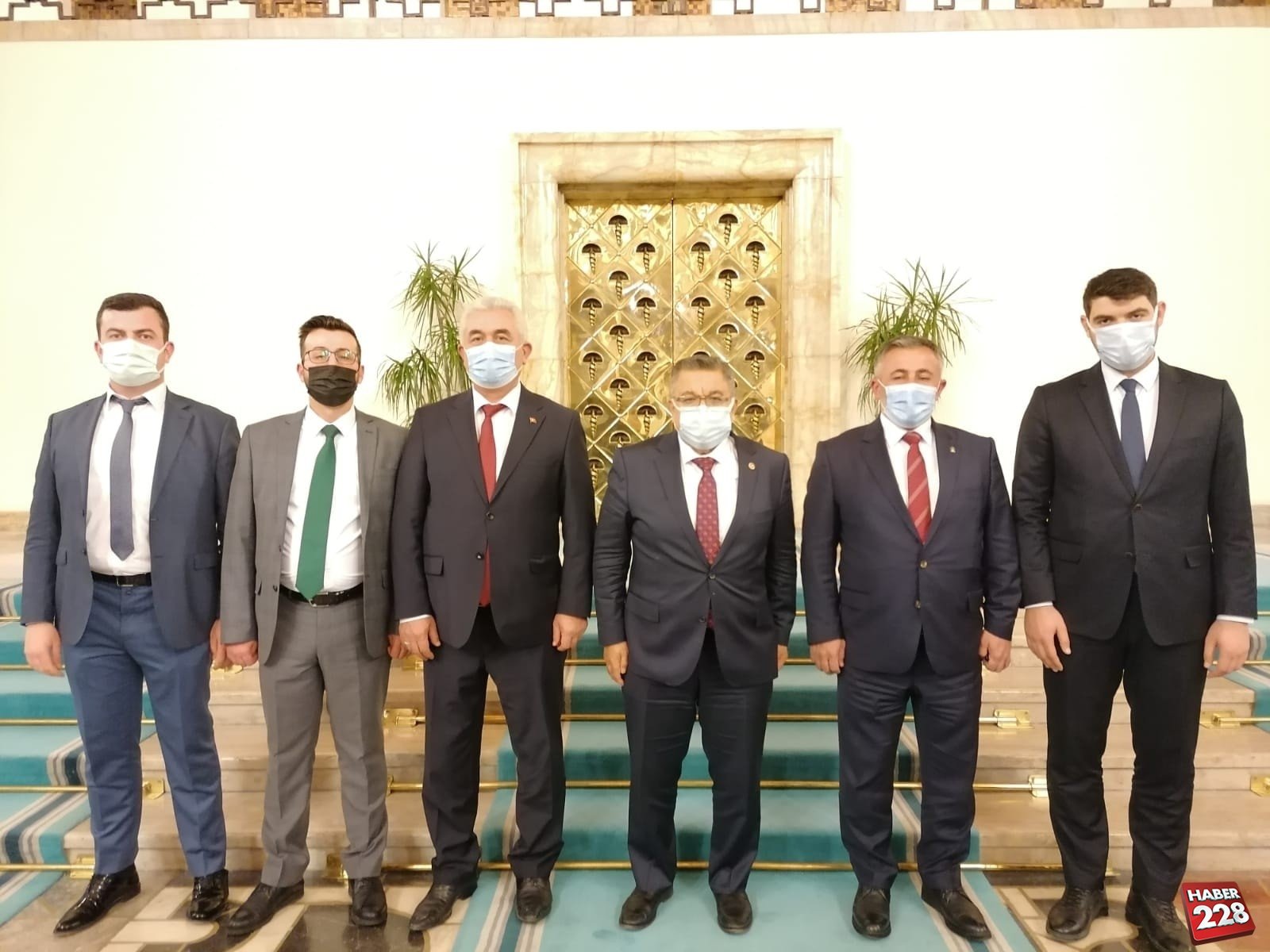 ak-partiden-ankara-cikartmasi-1.jpg.jpg