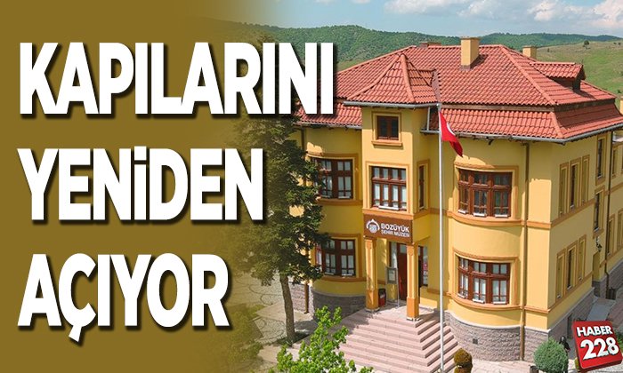 KAPILARINI YENİDEN AÇIYOR