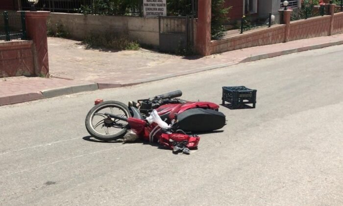 Kaza yapan ehliyetsiz sürücü yaralandı