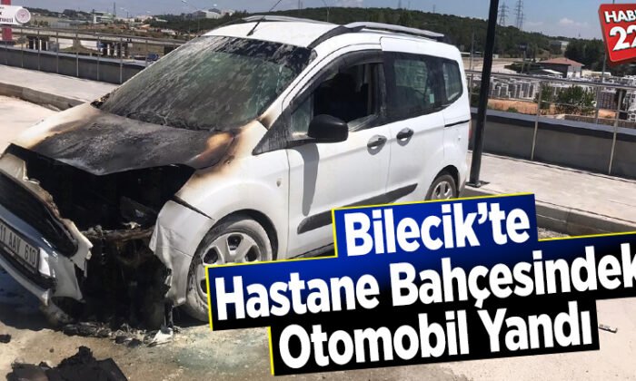 Hastane bahçesindeki otomobil yandı