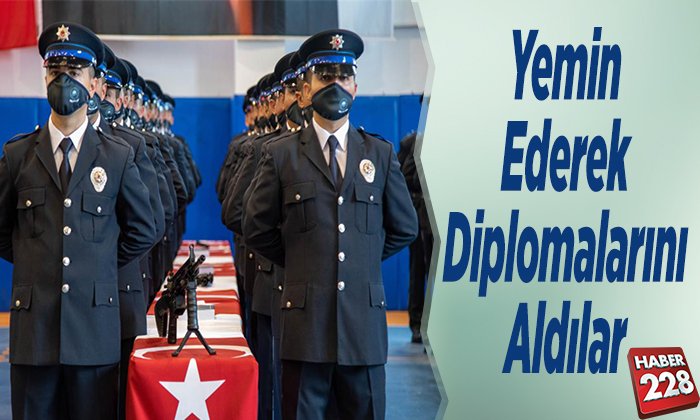 Yemin ederek diplomalarını aldılar
