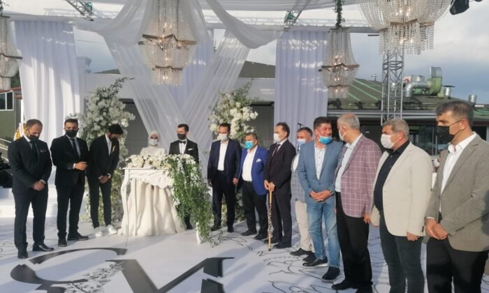 Bilecik'i buluşturan görkemli düğün!