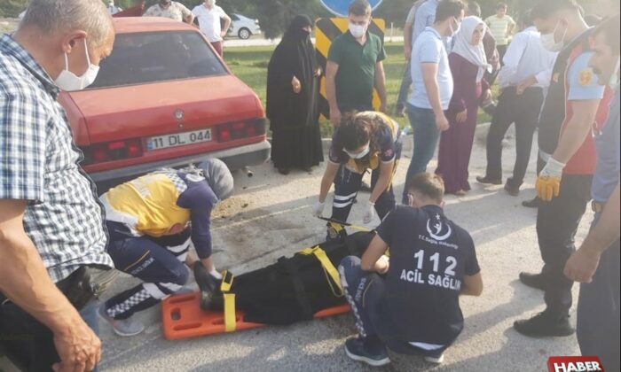kazada 2 kişi yaralandı kavga çıktı (12)