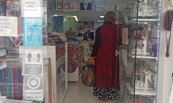 Karı koca dilenciliği meslek haline getirmiş