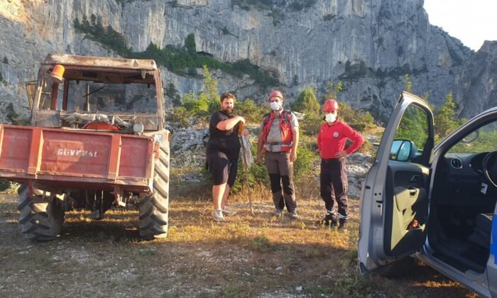 mahsur kalan şahıs halat yardımıyla kurtarıldı