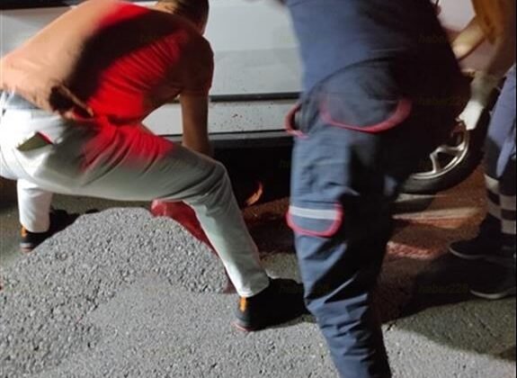 Art arda 3 aracın çarptığı sürücü öldü