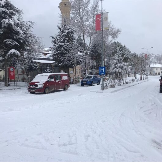 Bilecik'te 198 köy yolu ulaşıma kapandı
