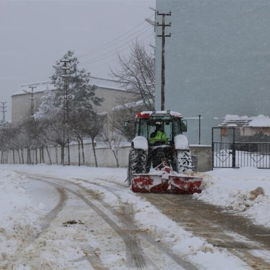 Pazaryeri Belediyesi karla mücadele çalışmalarına devam ediyor (1)_new