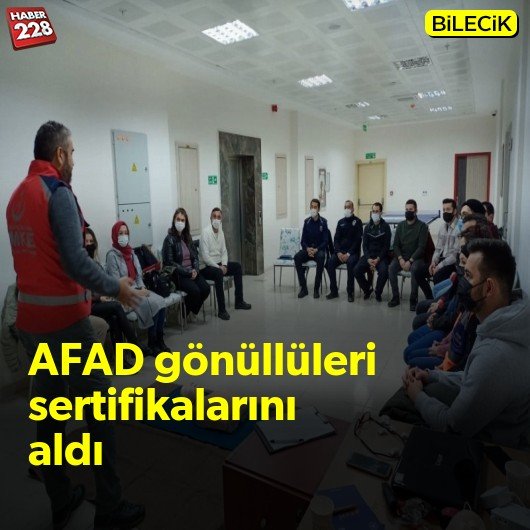bilecik-haber_egitimlerini-tamamlayan-afad-gonulluleri-sertifikalarini-aldi.jpg