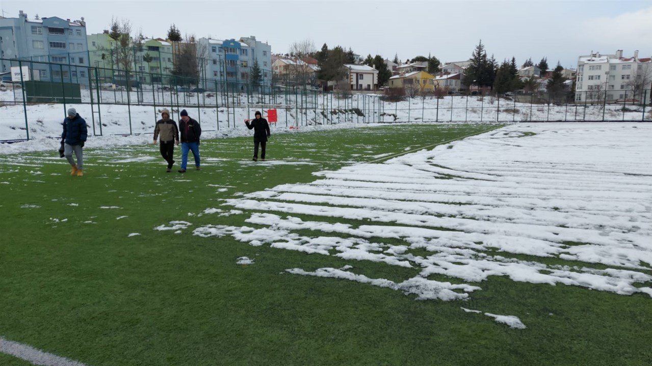 bilecik-haber_amator-futbol-musabakalari-kaldigi-yerden-devam-edecek.jpg