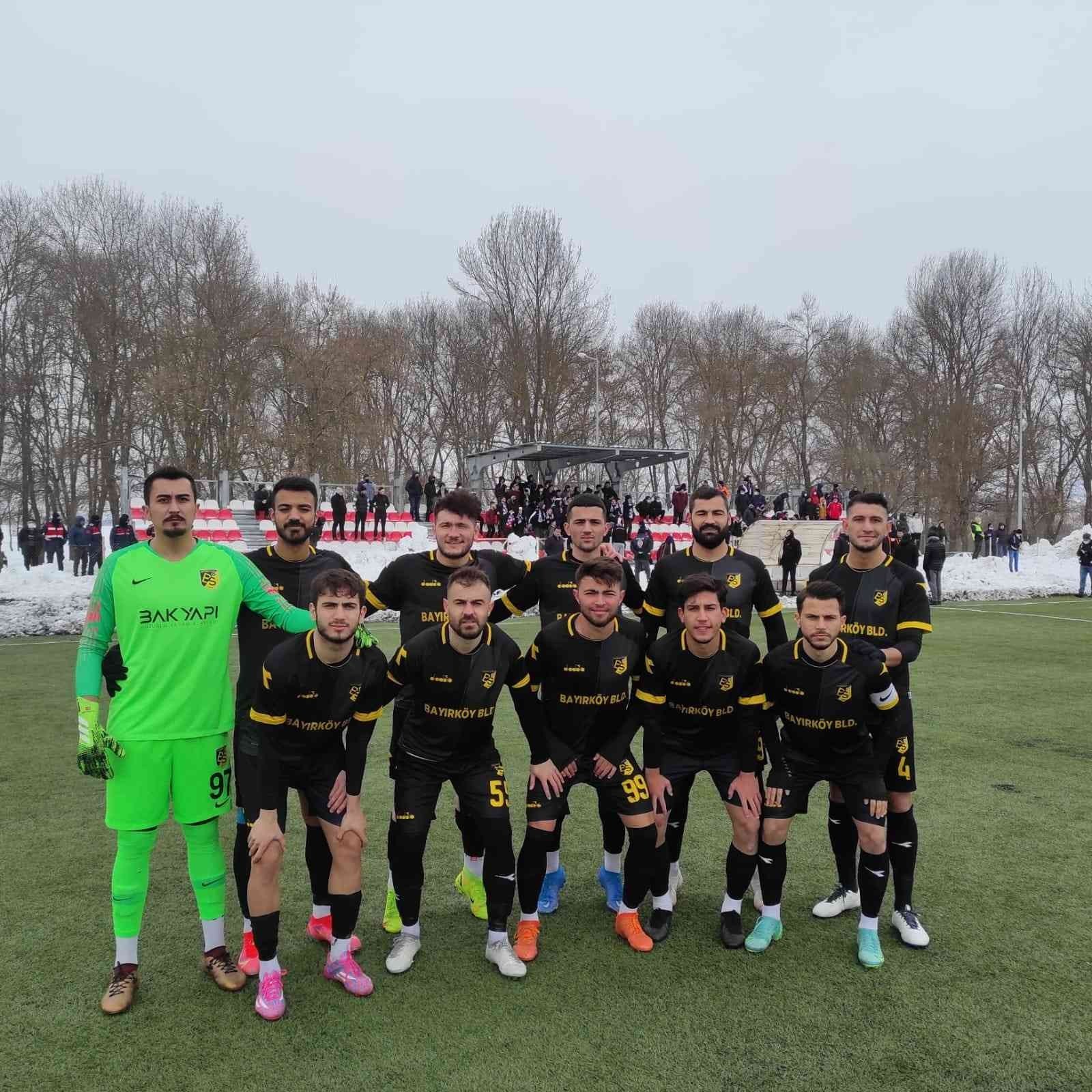 bilecik-haber_bayirkoyspor-deplasmanda-kazanarak-ligde-3-uncu-siraya-cikti.jpg
