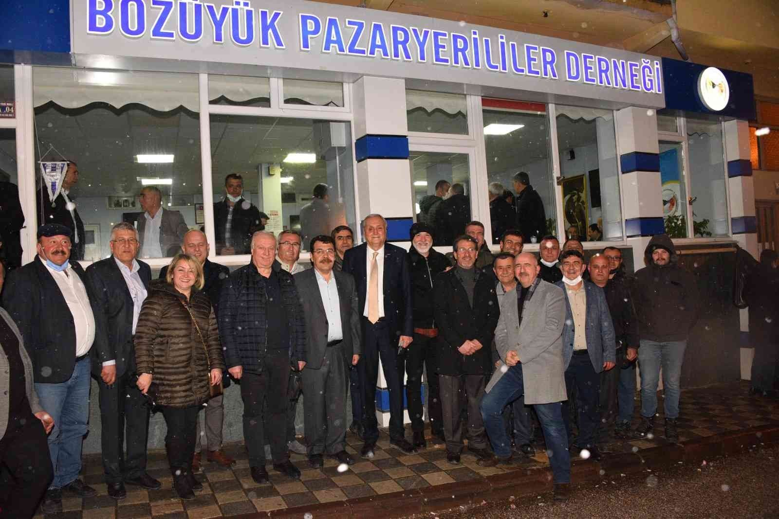 bilecik-haber_pazaryerililer-sucuk-ekmek-gecesinde-bulustu.jpg