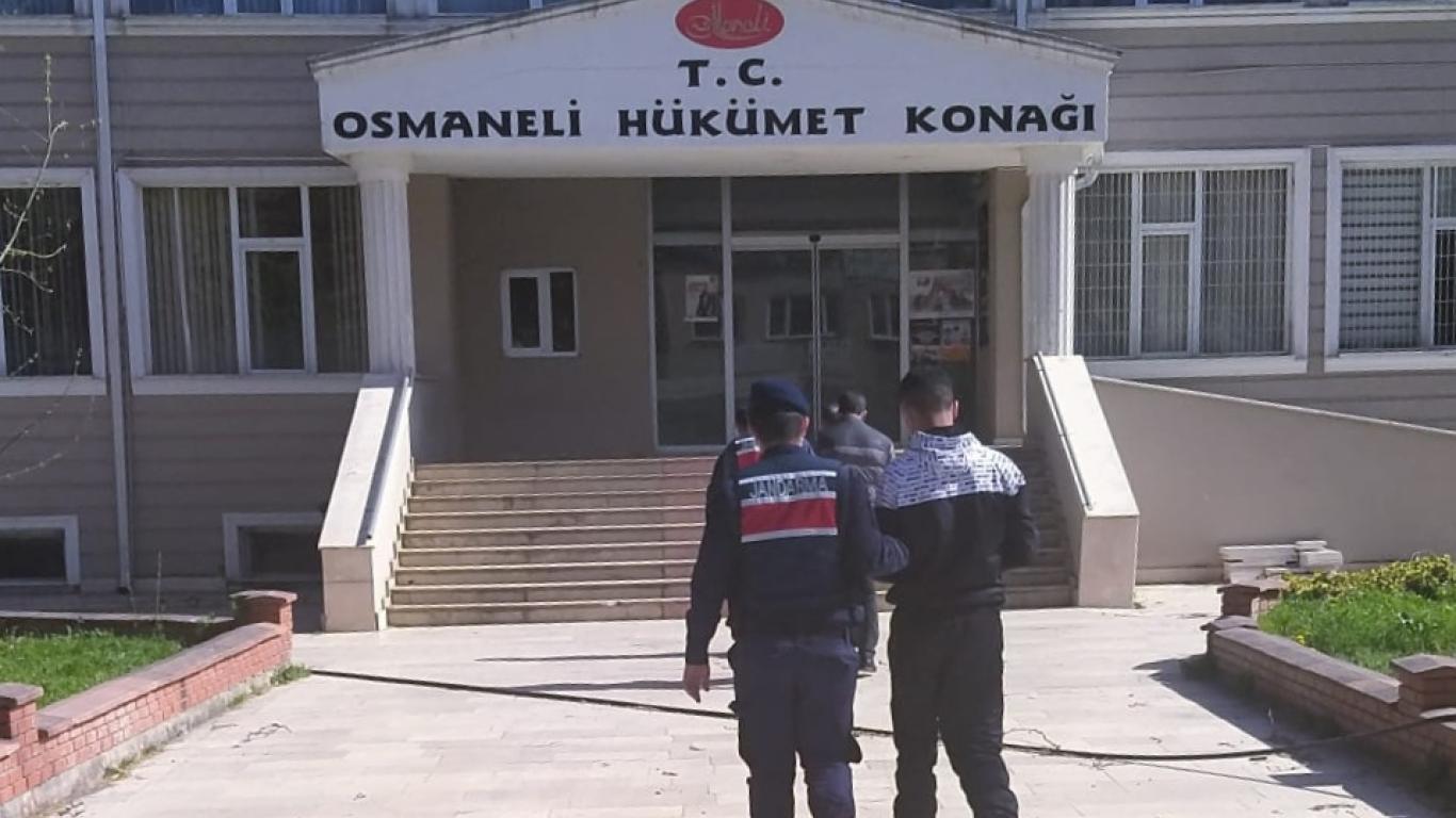 bilecik-haber_bilecik-te-aydinlatma-direklerinden-kablo-calan-2-kisi-tutuklandi.jpg
