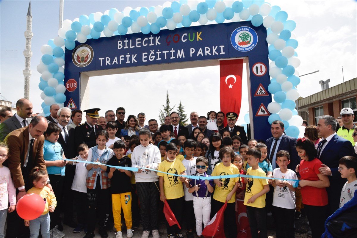 Bilecik’te Çocuk Trafik Eğitim Parkı Açıldı