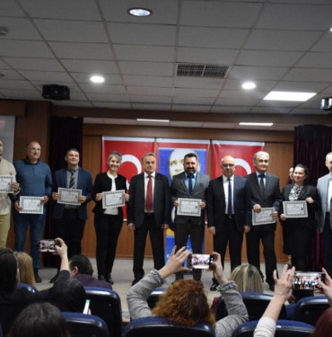 bilecik-haber_111-ogretmene-basari-belgesi-2711.jpg