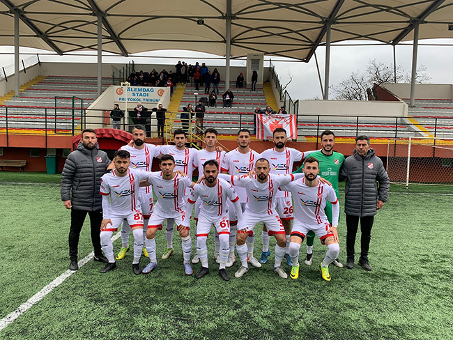 bilecikspor-deplasmandan-bir-puanla-dondu-3117