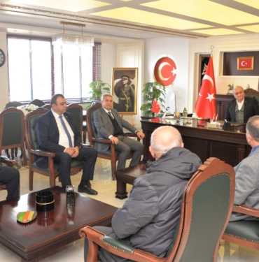 bilecik-haber_bakkalcioglu-na-sendika-ziyareti-3299.jpg