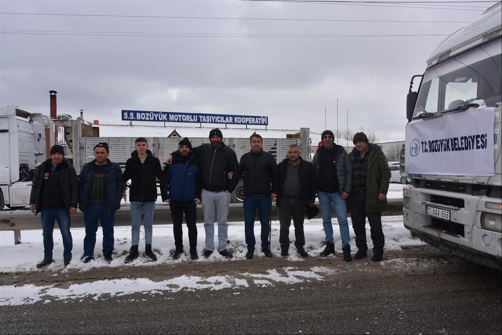 bozuyuk-belediyesi-4-yardim-tiri-yola-cikti-4331