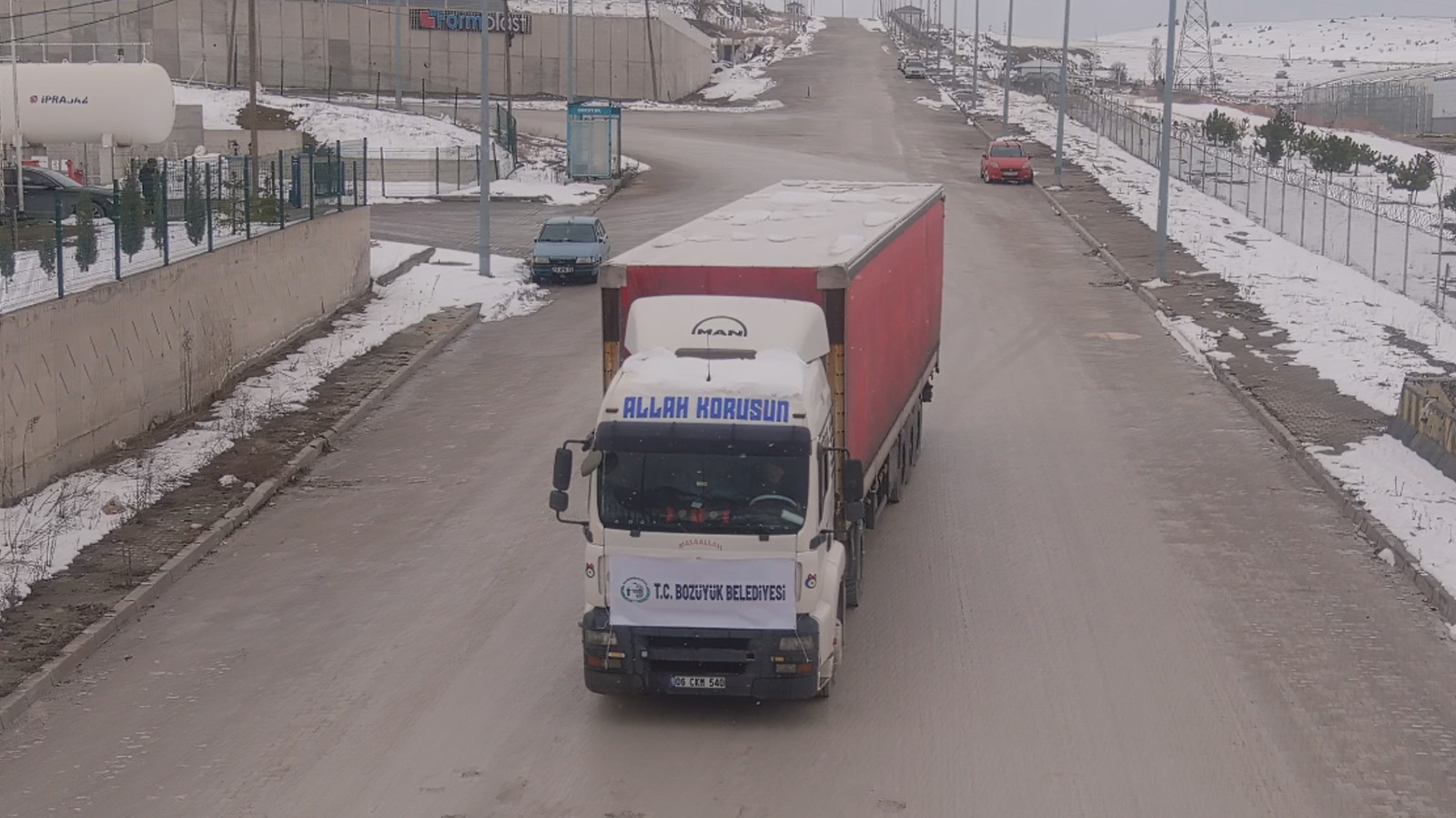 bozuyuk-ten-9-yardim-tiri-hatay-a-yola-cikti-4755