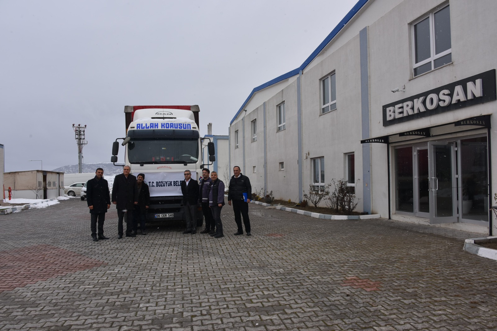 bozuyuk-ten-9-yardim-tiri-hatay-a-yola-cikti-4758