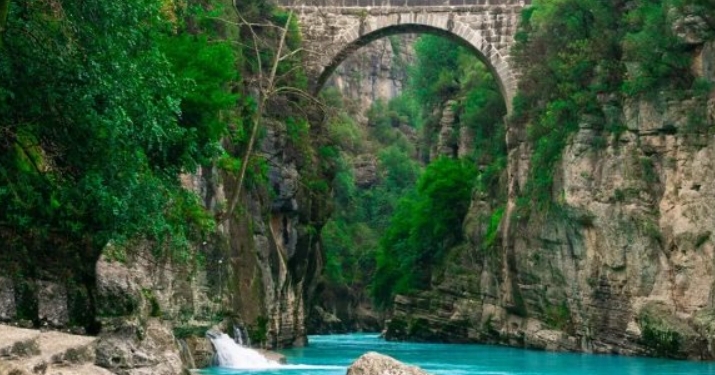 Antalya’da Tatil ve Kamp Yapmanın Ayrıcalıkları Nelerdir?