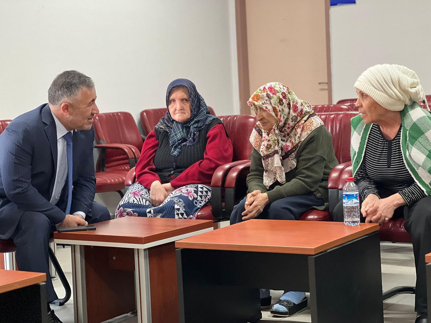 baskan-serkan-yildirim-dan-huzurevi-ziyareti-5771