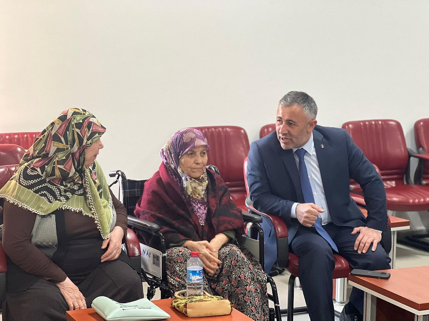 baskan-serkan-yildirim-dan-huzurevi-ziyareti-5772