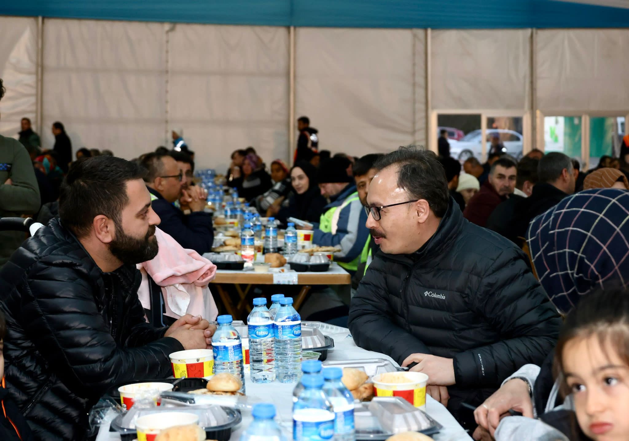 vali-kizilkaya-acinin-biraktigi-enkazi-kaldiriyoruz-6537
