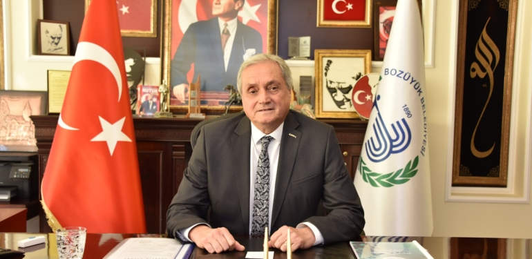 ”VATANIMIZI SAVUNMAK VE YAŞATMAK BOYNUMUZUN BORCUDUR”