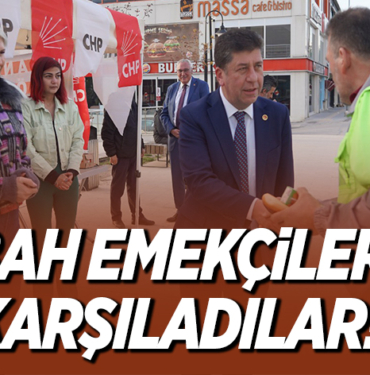 İŞÇİLERE SİMİT VE MEYVE SUYU İKRAM ETTİLER