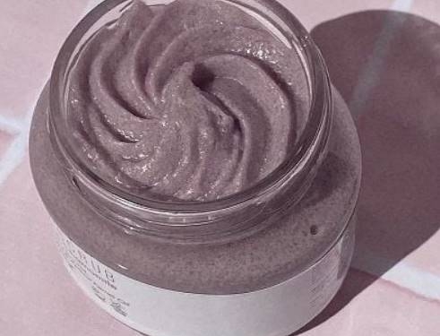 Ekstra Hassas Ciltler İçin Bacak Peeling Uygulaması