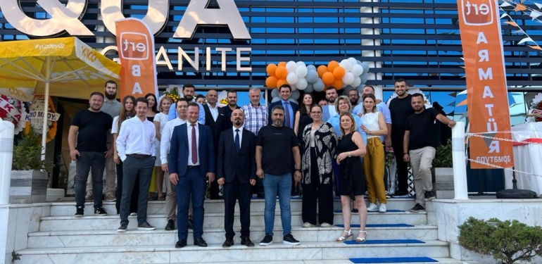 81 İLE QUA YAKIŞIR SLOGANIYLA MAĞAZALAŞMAYA DEVAM EDİYORUZ!