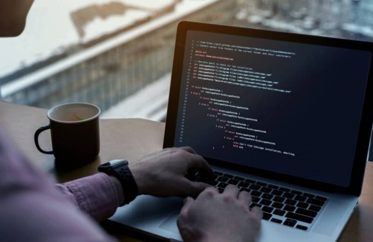 Teknoloji ve PHP’nin Kalbi Celal Yurtcu’nun Eğitim Dünyası