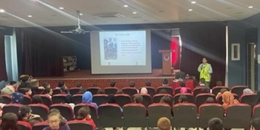 Bilecik'te öğrencilere "trafik dedektifleri" eğitimi verildi