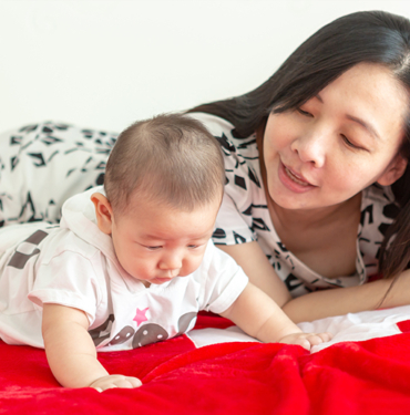 mother play with me at home