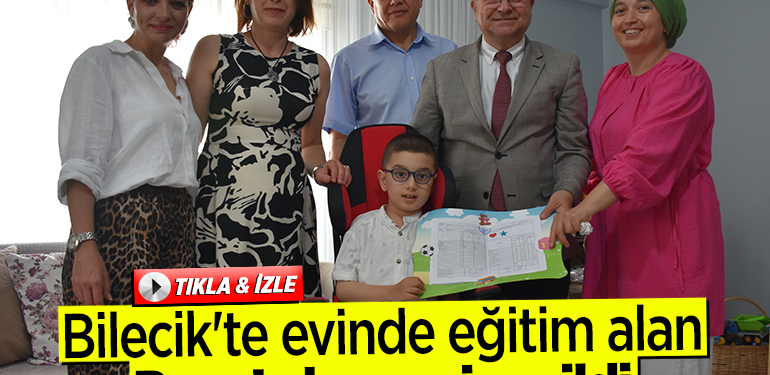 Bilecik’te evinde eğitim alan ilkokul öğrencisine karnesi verildi