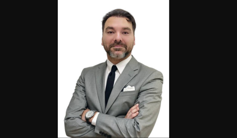 Doğru Ayakkabı Seçimi: Ayak Sağlığınız İçin Doç. Dr. Tolgahan Kuru’dan Altın Tavsiyeler