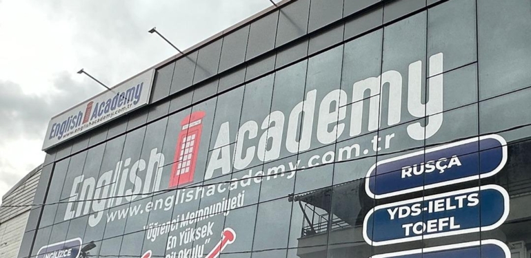 İzmit’te Dil Eğitiminin Yükselen Yıldızı: English Academy