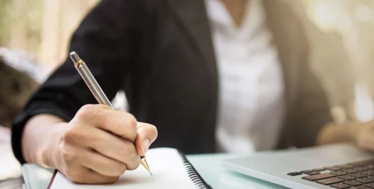 Tez Hazırlama Sürecinizi Profesyonel Ekiplerle Yürütün