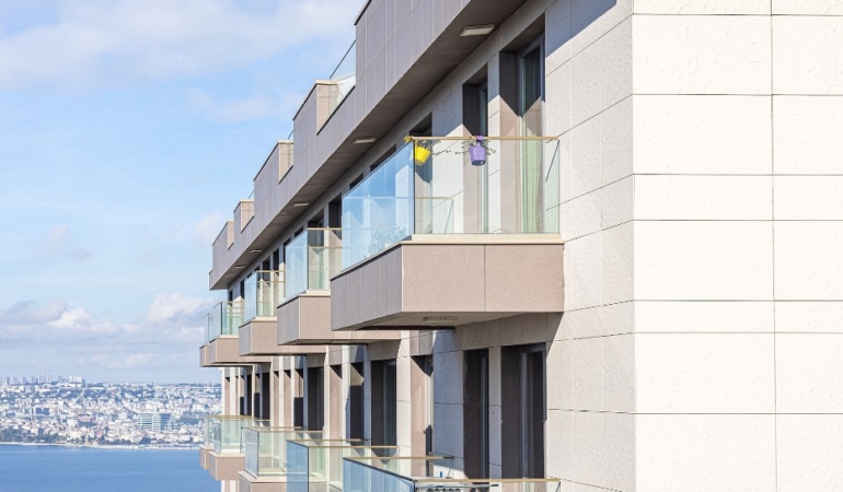 Kaliteli Alüminyum Doğrama Hizmetleri ile Modern Yapılar