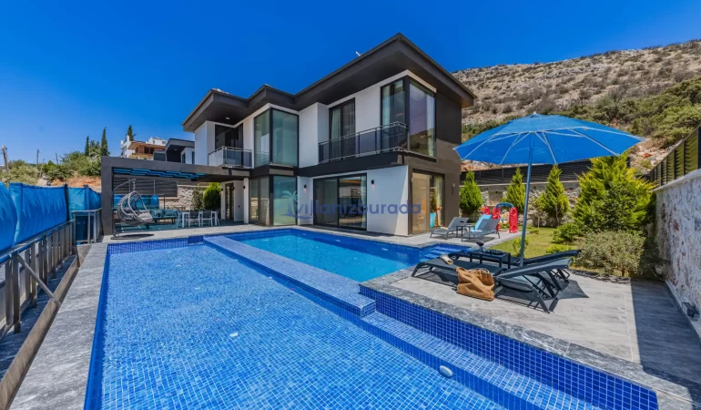 Kalkan ve Marmaris’te Erken Rezervasyon Villa Seçenekleri