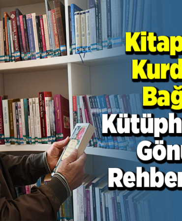 Kitaplarla kurduğu bağ ile kütüphanenin gönüllü rehberi oldu