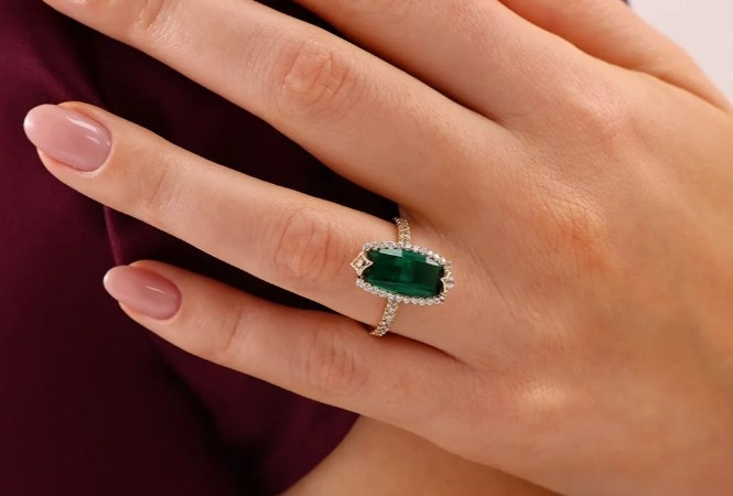 Regold: Özel Anlarınız için Özel Mücevherlerini Keşfedin