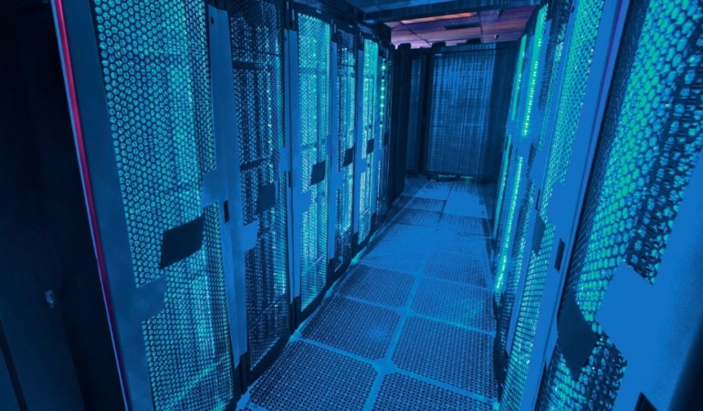 Web Siten İçin Neden Komuta Cloud Hosting Tercih Edilmeli?