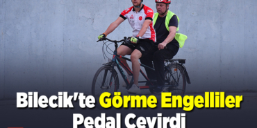 Bilecik'te görme engelliler kılavuz sürücü eşliğinde pedal çevirdi